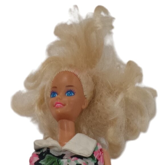 Vintage Barbie Dolls Lot of 3, China 1966, Blonde Hair Blue Eyes - Picture 4 of 10